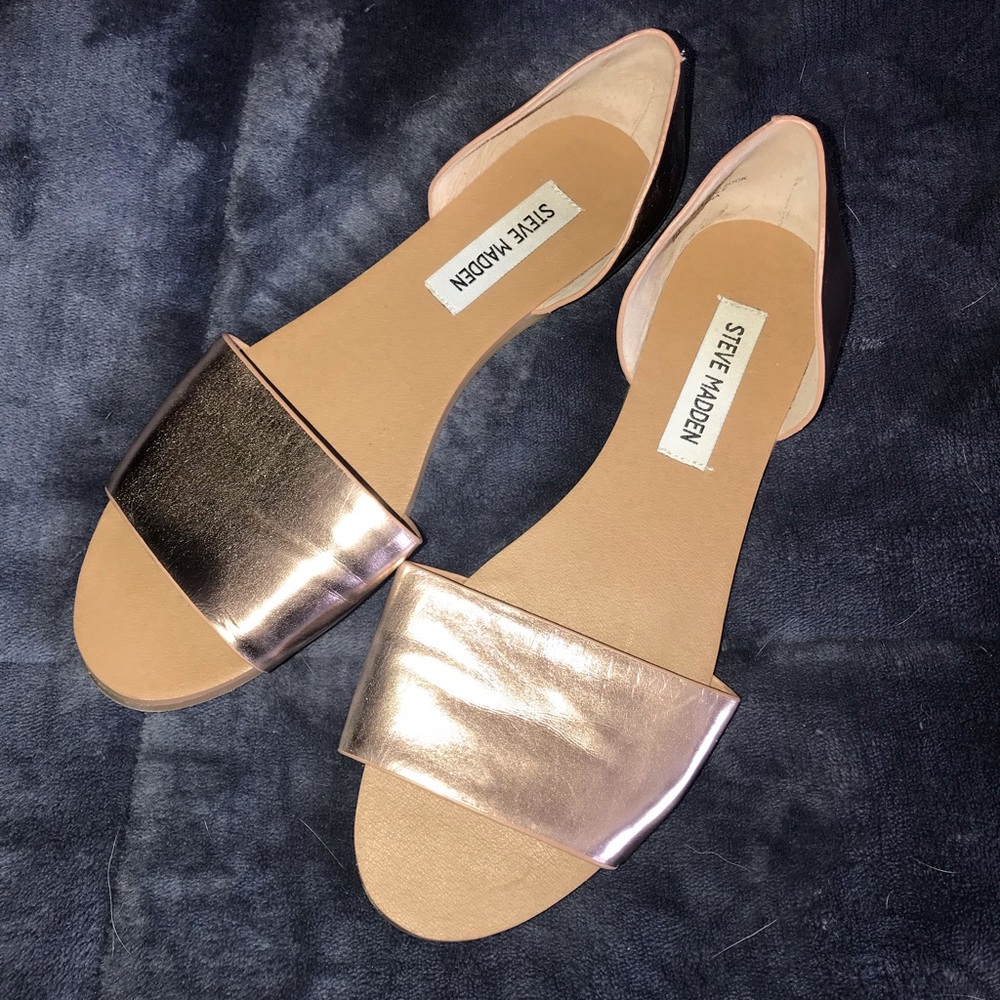 Steve Madden rose gold metallic sandal